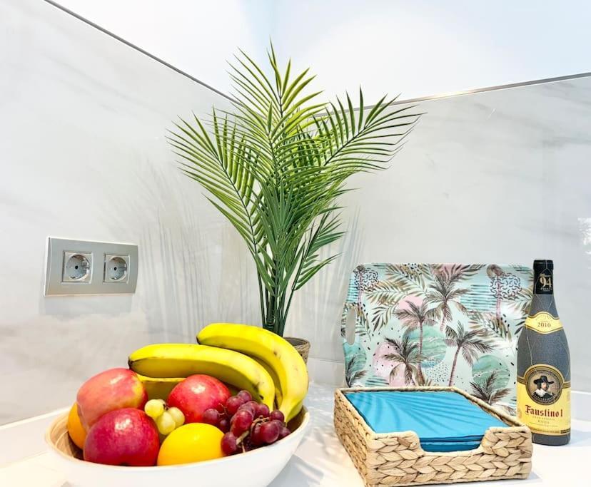 Welcome To Villa Bali A Luxurious Modern Getaway Los Cristianos  Exterior photo